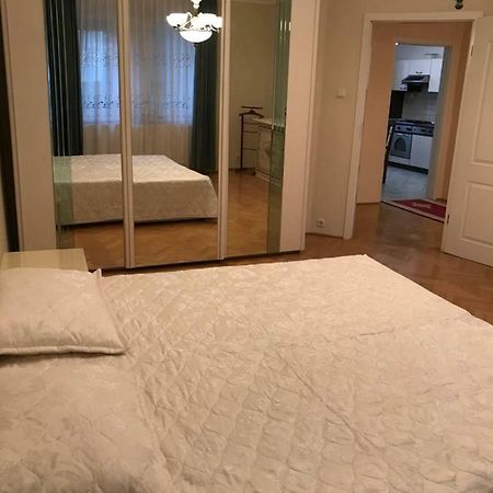 Gabor Pal 1 Apartman 2 Szoba Dunafoldvar Eksteriør bilde